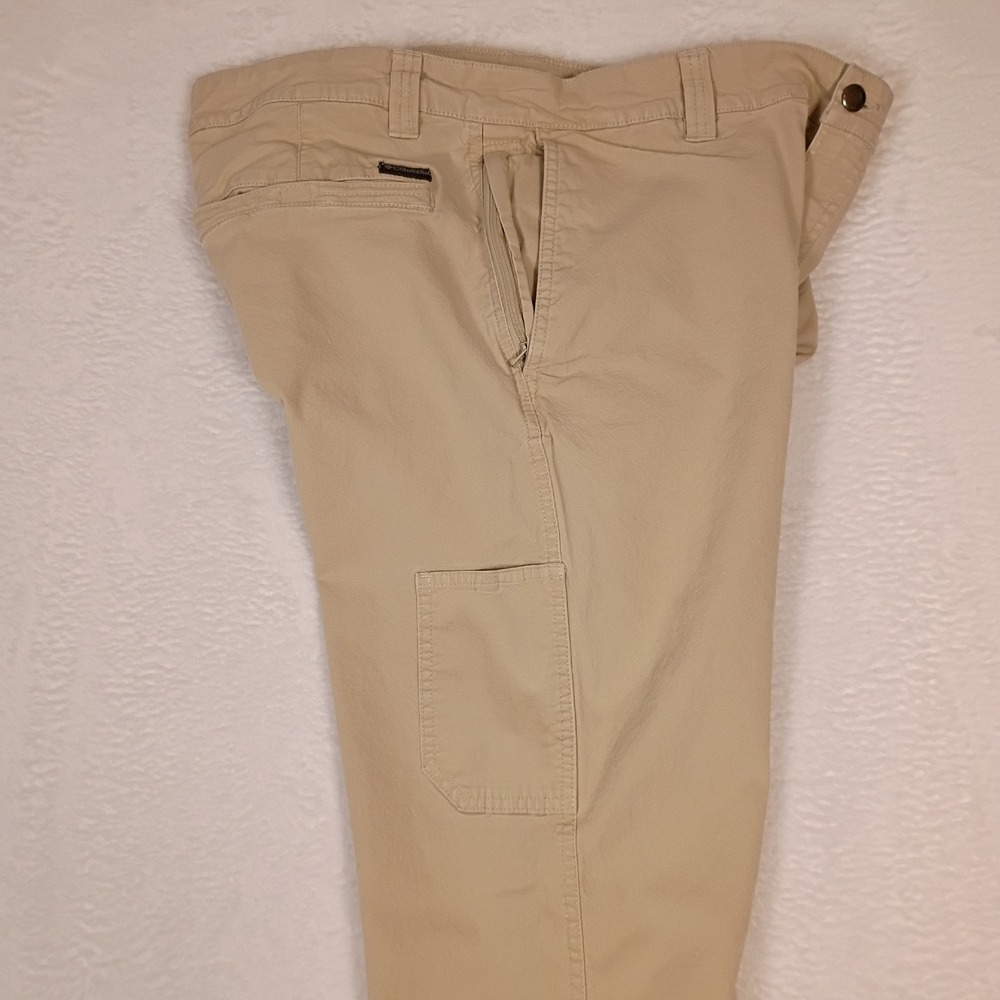 Columbia Men's Tan Straight Leg Chino Pants 38W 34L Cotton Blend Regular Fit - Picture 12 of 13